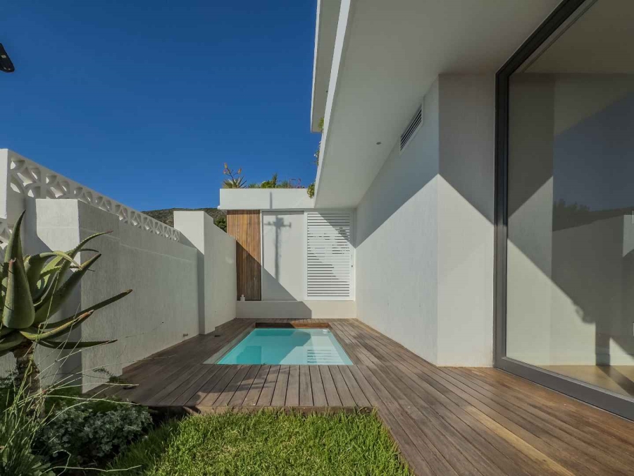 3 Bedroom Property for Sale in Fresnaye Western Cape